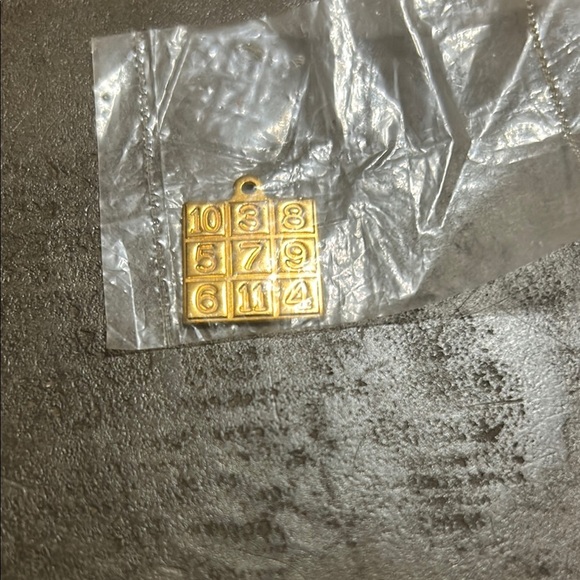 Vintage Gold Lottery Pendant - Picture 2 of 4